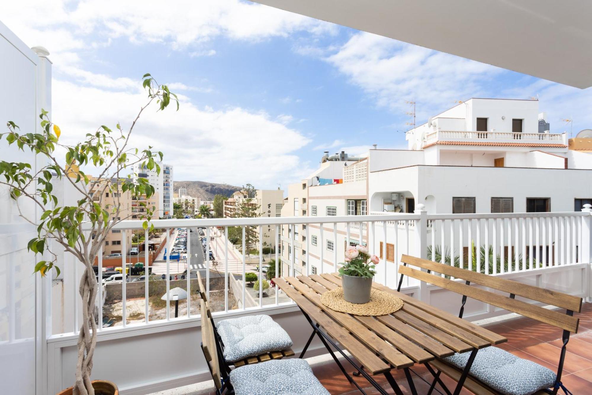 Buho Los Cristianos Los Cristianos  Exterior foto