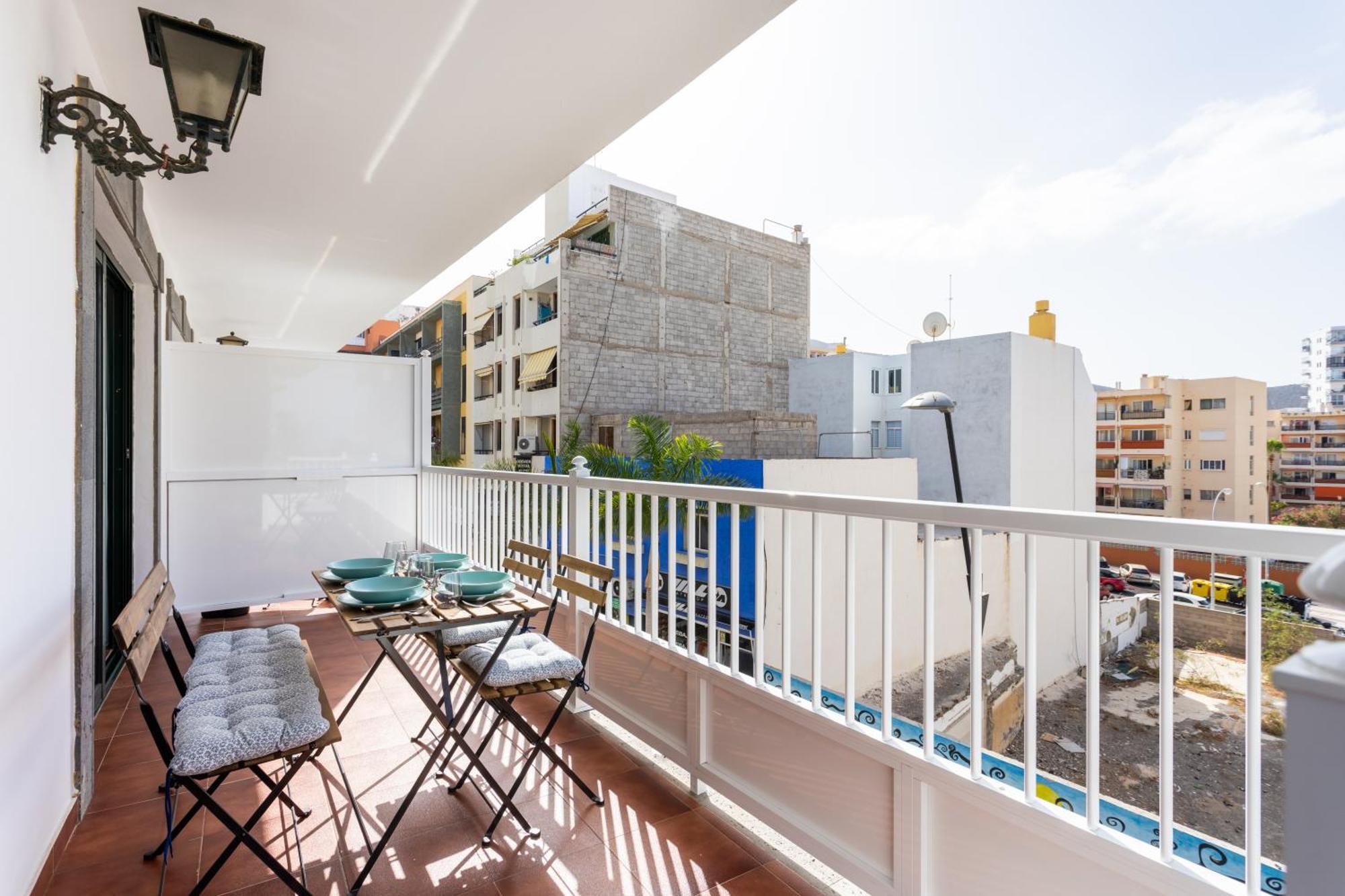 Buho Los Cristianos Los Cristianos  Exterior foto